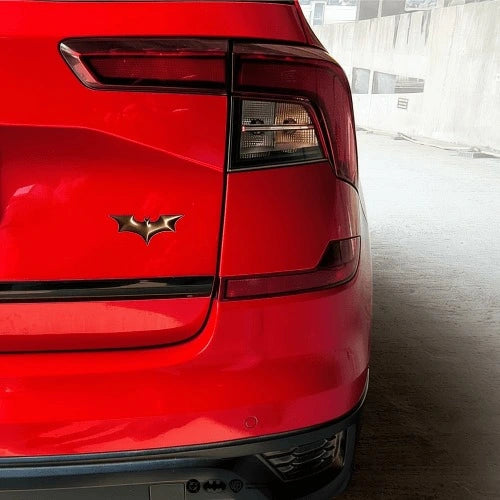 Batman 3D Car Emblem Badge Gold : OFFICIAL DC MERCHANDISE